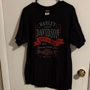 Harley-Davidson Black Tee with Red Live to Ride Design large ( runs small)